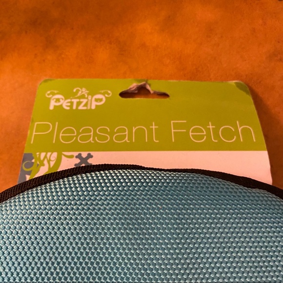 petzip frisbee